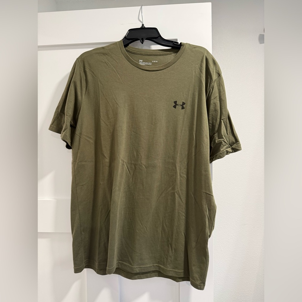Under Armour Men's Forest Green Short Sleeve Tee